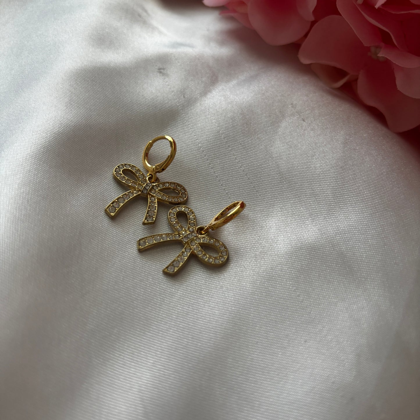 Glitter bow hoop earrings
