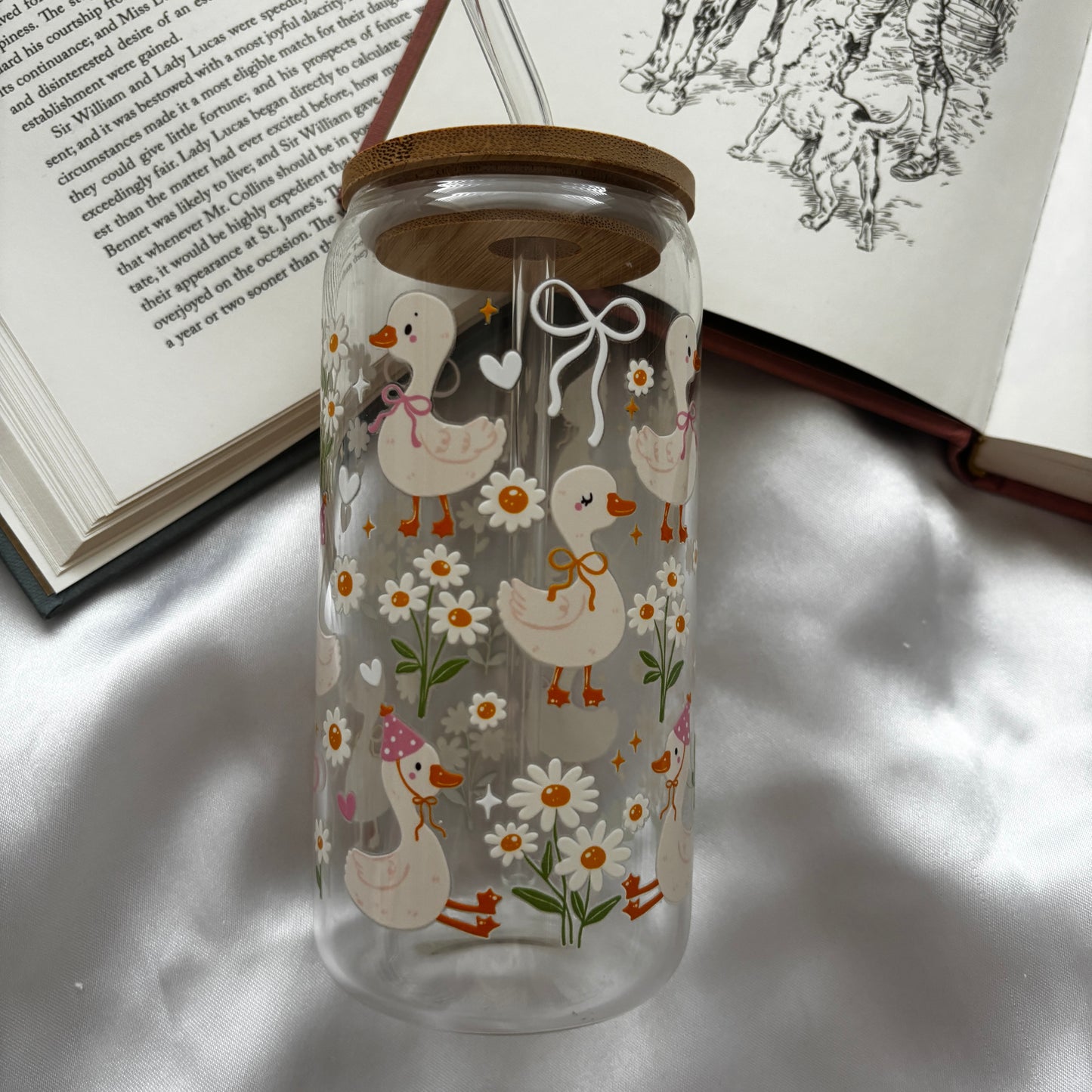 Pretty goose glass tumbler