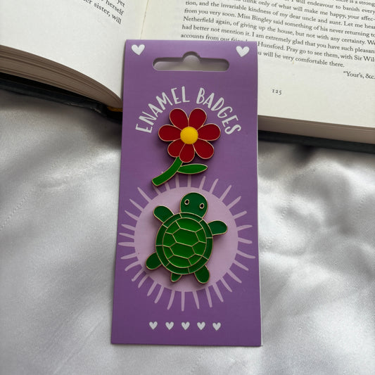 Turtle and flower badge set