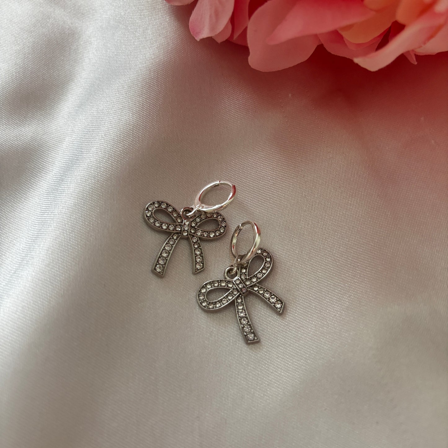 Glitter bow hoop earrings