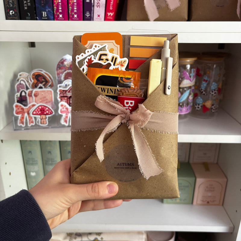 Autumn blind date with a book
