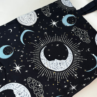 Celestial blind date with a book box